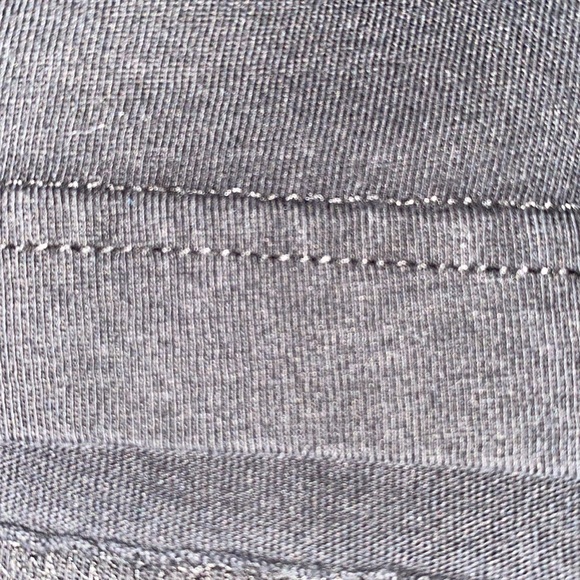 Black tee - Picture 2 of 4